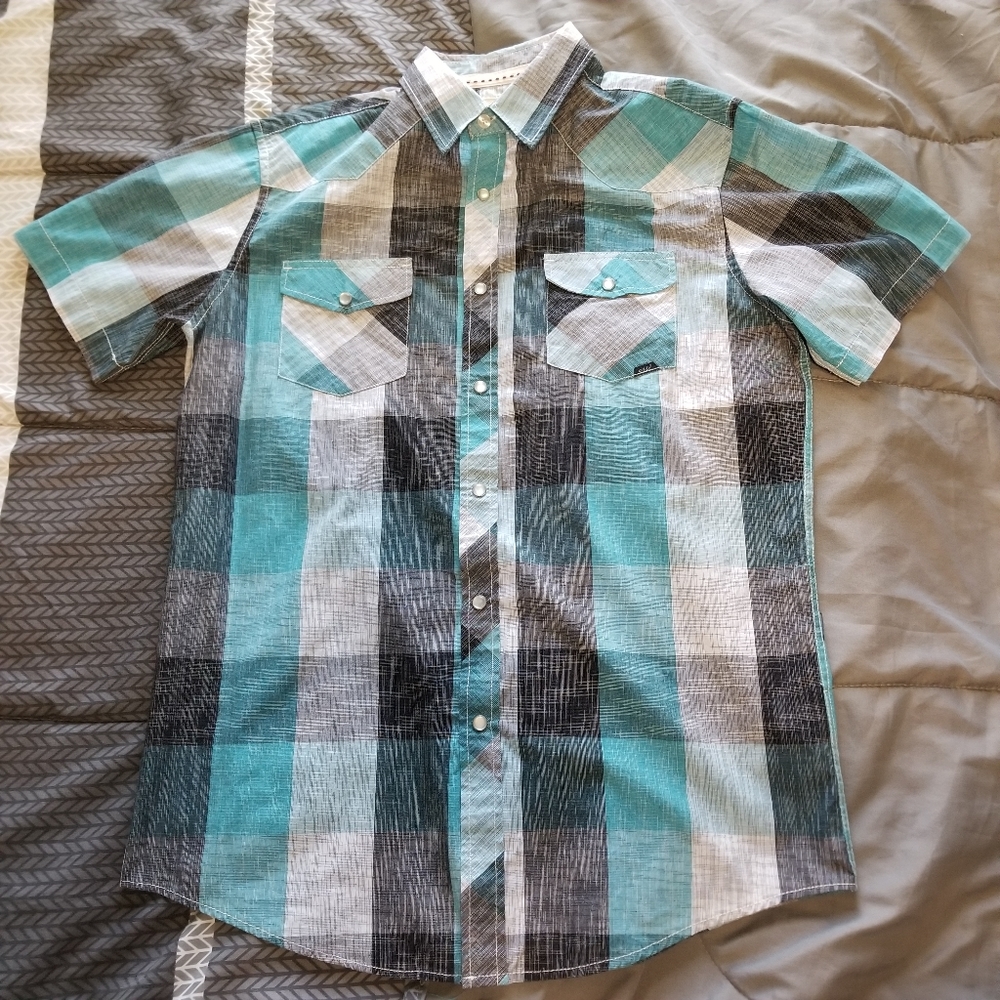 Coastal Medium Short sleeve shirt